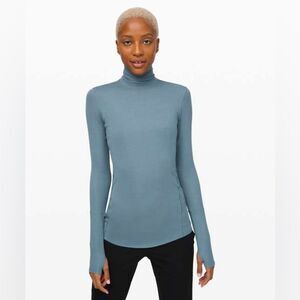 Lululemon full day ahead turtleneck blue size 4